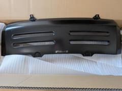 新車デリカ　リヤアンダーカバー純正のサムネイル