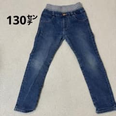 デニムブルー ストレートパンツ ハートポケット　130センチのサムネイル