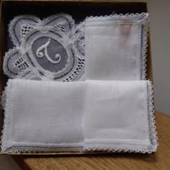 ベルギー製 Lace Jewel レースハンカチ　未使用　長期保管品のサムネイル
