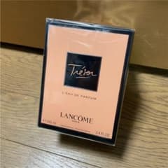 【新品未使用】LANCÔME ランコム　トレゾア　オードパルファンのサムネイル