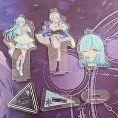 カ*サ様 ホロライブ 雪花ラミィ アクリルスタンド 3種セットのサムネイル