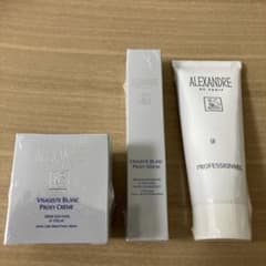 ALEXANDRE DE PARIS 化粧品セット　未使用品のサムネイル
