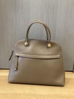 値下げしました　FURLA フルラ パイパーのサムネイル