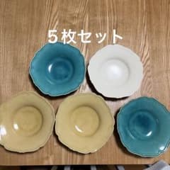 awabi ware アワビウェア　輪花中深皿のサムネイル