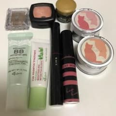 コスメ まとめ売りのサムネイル