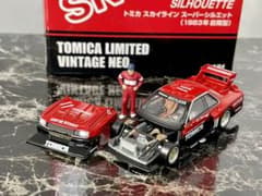 絶版希少！トミカリミテッドヴィンテージ スカイラインシルエット(83年前期型)のサムネイル