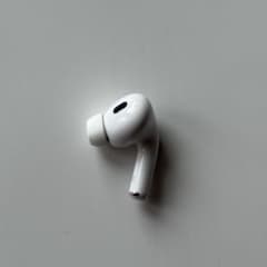 Apple AirPods Pro 2世代 片耳 右耳 USB-C #82 - メルカリ