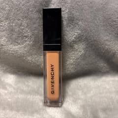 ごろんちょ様専用 GIVENCHY プリズムリーブルのサムネイル