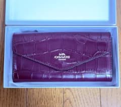 COACH 限定モデル クロコダイル エンベロープ 長財布 メルロー - メルカリ