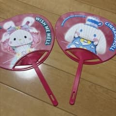 ホークス サンリオうちわ２本　シナモロール　ウィッシュミーメルのサムネイル
