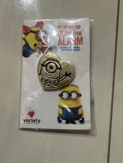 미니언즈 하트형 핀 배지 Variety