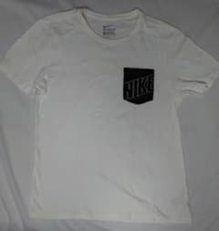 NIKE　メンズ半袖Tシャツ　Lサイズのサムネイル