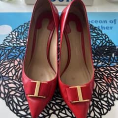 Salvatore Ferragamo 赤 リボン付きパンプスのサムネイル