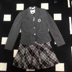 SCOOL XOXO 制服のサムネイル