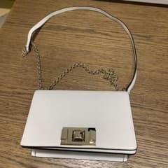 フルラ FURLA 斜めがけショルダー バッグのサムネイル