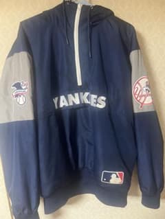 【激レア】ヤンキース プルオーバー ナイロンジャケット MLB 刺繍ロゴ 古着のサムネイル