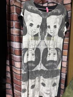 ahcahcum 半袖 カットソー ドールプリントのサムネイル