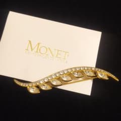 MONET モネ リーフ　ブローチ　ピン　花　葉っぱ　ゴールド スカーフ留　長い