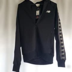 New Balance パーカー ブラック Mのサムネイル