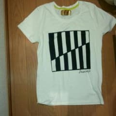 ロイヤルパーティーTシャツ古着。のサムネイル