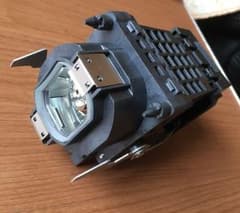 SONY XL-2400 リアプロジェクト用ランプユニットのサムネイル