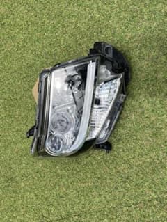 タント 600右LEDヘッドライトのサムネイル