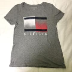 Tommy Hilfiger Tシャツのサムネイル