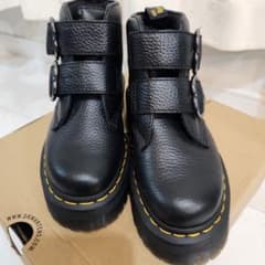 Dr.Martens　ハート型バックルブーツのサムネイル