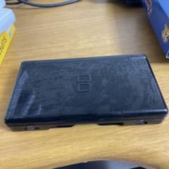ニンテンドーDS Liteのサムネイル