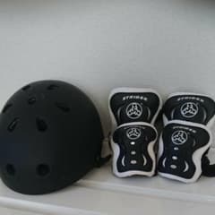 ☆あややんやん様専用☆ストライダー プロテクター、メットセットのサムネイル