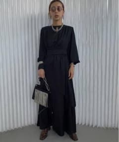 Ameri BULGE SHOULDER DRESS - メルカリ