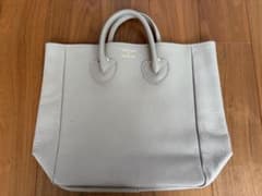 YONG&OLSEN エンボスレザートート M - メルカリ