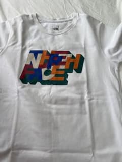 ノースフェイスTシャツのサムネイル