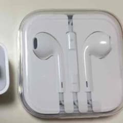イヤホン 純正品のサムネイル