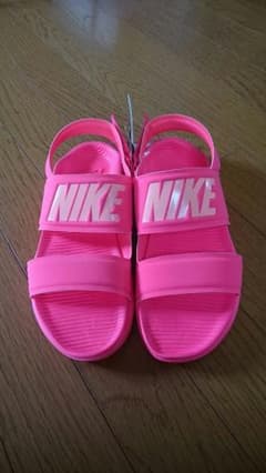 ゆう様専用☆ NIKE サンダル 24㎝ 新品未使用のサムネイル