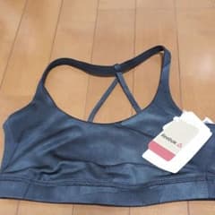 新品Reebok　スポーツブラのサムネイル