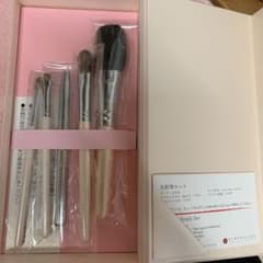メイクアップブラシのサムネイル
