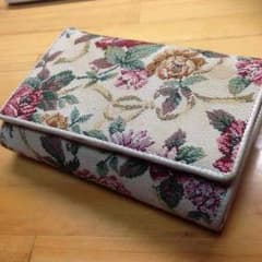花柄財布のサムネイル