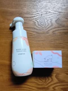 ROSY LILY シャンプーブラシセットのサムネイル