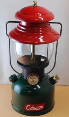 コールマン /200A　クリスマスランタン　1951年9月製【7230410】 コールマン /200A クリスマスランタン 1951年9月製【7230410】 - メルカリ