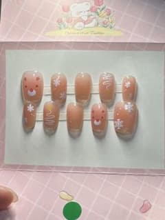 ネイルチップ クリスマス トナカイ 雪の結晶のサムネイル