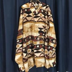 幾何学 パターン 派手 90's 個性的 総柄 ポリシャツ 奇抜 菅田将暉のサムネイル