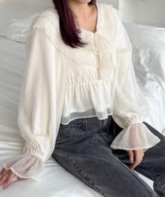 Heather シアー フリルブラウスのサムネイル