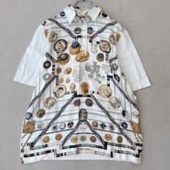 HERMES ニット スカーフ柄 カシミヤ シルク PETITE MAIN M HERMES ニット スカーフ柄 カシミヤ シルク PETITE MAIN M - メルカリ