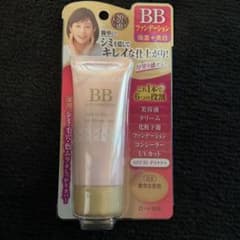 50の恵 薬用ホワイトBBファンデーション 02 自然な肌色のサムネイル
