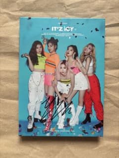 ITZY ICY リュジン サインアルバム - メルカリ