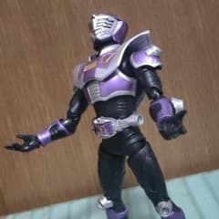仮面ライダー王蛇のサムネイル