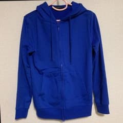 roshellのパーカーのサムネイル