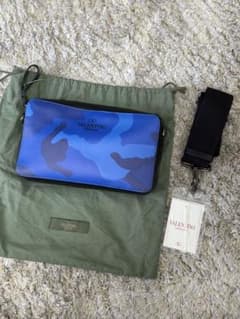 新品Valentino Garavani CAMOUSHADEショルダーバッグ - メルカリ