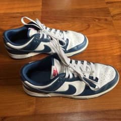 NIKE スニーカー ホワイト ネイビーのサムネイル